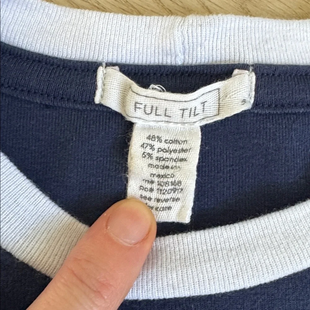 Full Tilt shirt 💙